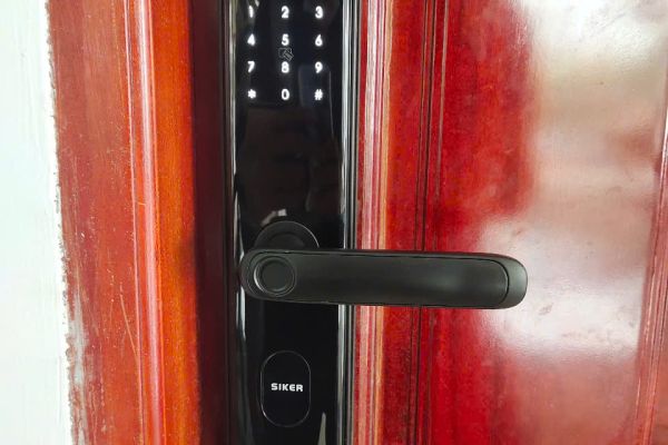 KHÓA SIKER KTS101W ĐƯỢC LẮP ĐẶT TẠI LONG TRƯỜNG- THỦ ĐỨC